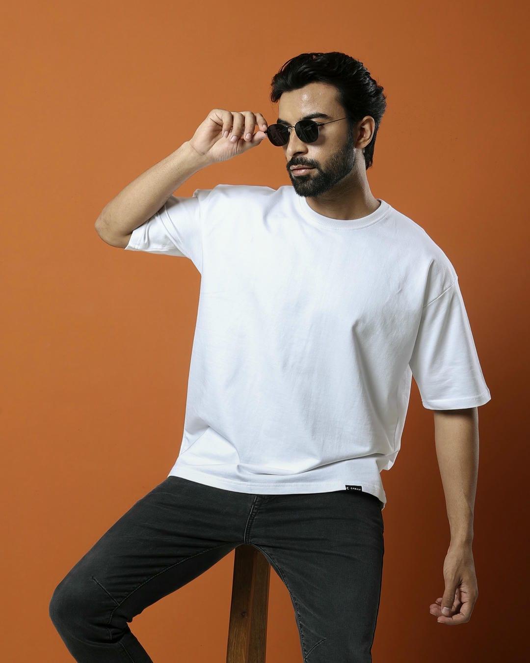 White Oversized T-Shirt - CARAV